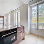 Appartement de 109 m² avec 4 chambre(s) en location à Paris