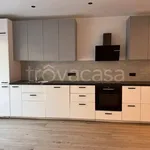 Rent 4 bedroom apartment of 136 m² in Postal