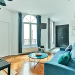 Appartement de 540 m² avec 2 chambre(s) en location à Paris