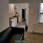 Rent 5 bedroom house in East Midlands