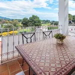 Rent 3 bedroom house of 200 m² in Marbella