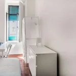 Rent a room in lisbon