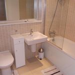 Rent 2 bedroom flat in Preston