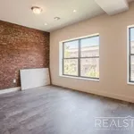 Rent 3 bedroom apartment in Brooklyn