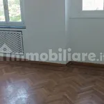 Rent 3 bedroom apartment of 136 m² in Genoa