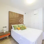 Rent 4 bedroom apartment of 194 m² in Valencia