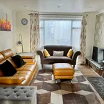 Rent 3 bedroom apartment of 1604 m² in Hertsmere