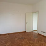 Rent 2 bedroom apartment of 60 m² in Milan