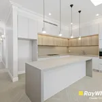 Rent 3 bedroom house in Leichhardt