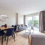 Rent 2 bedroom apartment of 72 m² in london