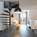 Huur 1 slaapkamer appartement van 861 m² in Brussels