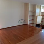 Ενοικίαση 4 υπνοδωμάτιο σπίτι από 450 m² σε M unicipal Unit of Makrakomi