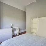 Rent a room in lisbon