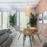 Rent 2 bedroom apartment of 65 m² in Barcelona