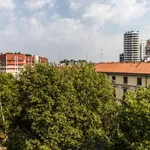 Rent 2 bedroom apartment in Milan