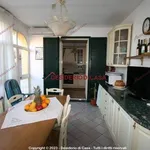 Rent 5 bedroom house of 225 m² in Lascari