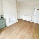 Rent 5 bedroom flat in Wales