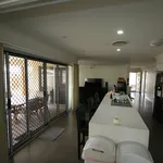 Rent 4 bedroom house in Emerald