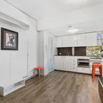 Rent 1 bedroom apartment in Woolloomooloo