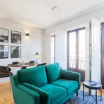 Rent 1 bedroom apartment of 36 m² in Porto