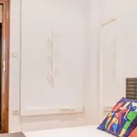 Rent 7 bedroom apartment in Valencia