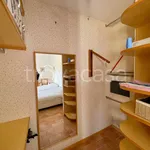 Rent 5 bedroom apartment of 180 m² in Capri