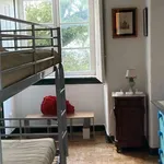 Rent 3 bedroom apartment in lisbon