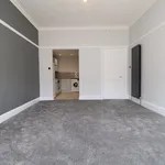 Rent 2 bedroom flat in Glasgow  South