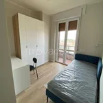 Rent 4 bedroom apartment of 110 m² in Milano