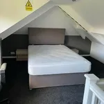 Rent 6 bedroom house in Wales