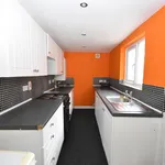 Rent 3 bedroom flat in London