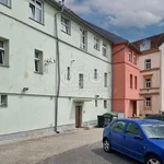 Pronajměte si 3 ložnic/e byt o rozloze 79 m² v Karlovy Vary