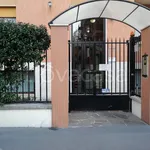 Affitto 2 camera appartamento di 56 m² in Milano