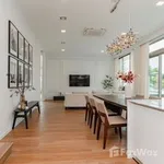 Rent 4 bedroom house of 324 m² in Bangkok