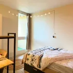 Rent a room in paris