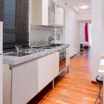 Rent 2 bedroom apartment of 60 m² in Napoli