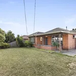 Rent 3 bedroom house in Dandenong North