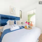 Appartement de 38 m² avec 1 chambre(s) en location à Paris