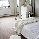 Rent 3 bedroom apartment in Yorkshire And The Humber