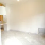 Rent 1 bedroom apartment of 26 m² in CLERMONT-FERRAND