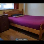 Room to rent in Highfield Rd, Dunkirk, Nottingham, 5 Bed NG7