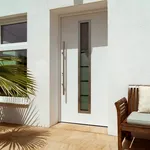 Rent 3 bedroom house of 600 m² in Marbella