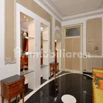 Rent 4 bedroom apartment of 210 m² in Bari