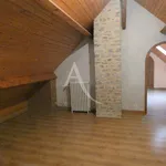 Rent 6 bedroom house of 140 m² in AUX BOIS