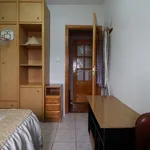 Rent a room of 80 m² in madrid