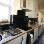 Rent 6 bedroom house in Yorkshire And The Humber