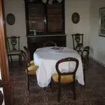 Rent 3 bedroom apartment in Rome