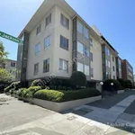 Rent 2 bedroom apartment in Oakland