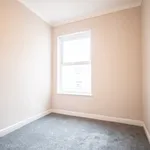 Rent 3 bedroom house in Hull