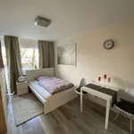 Rent 1 bedroom apartment of 25 m² in Düsseldorf